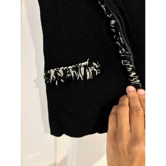 Cache Size S Black Cream Frail Ruffle Trim Cardigan Sweater Women - Picture 3 of 8